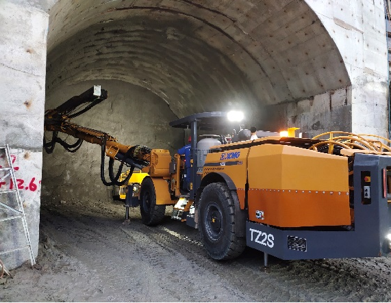 ������֧����ҵ