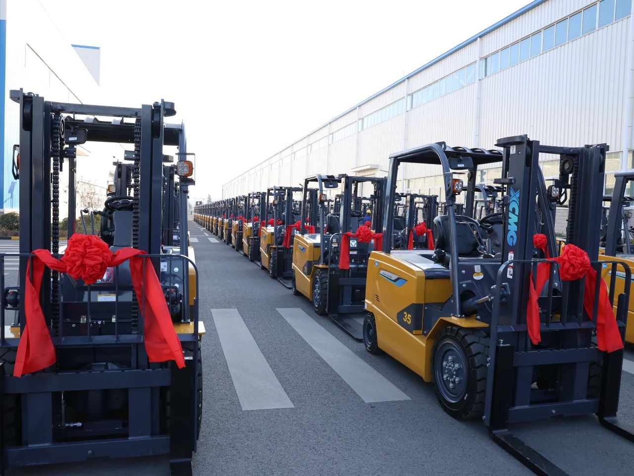 ���ǰ���̨��ʢ�����֡��������泵��������