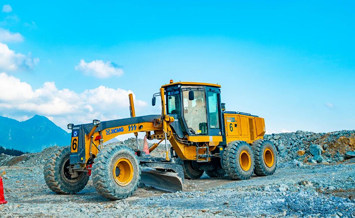 ��ɽ����ӭ���»�Ե��������ʢ�������辶��ɽװ���Ȳ�����